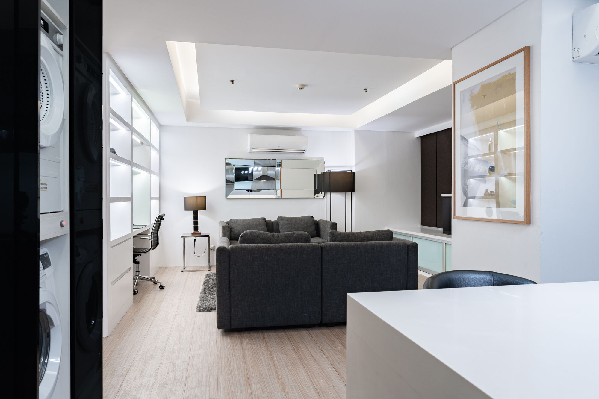 Deluxe 2-Bedroom (13)