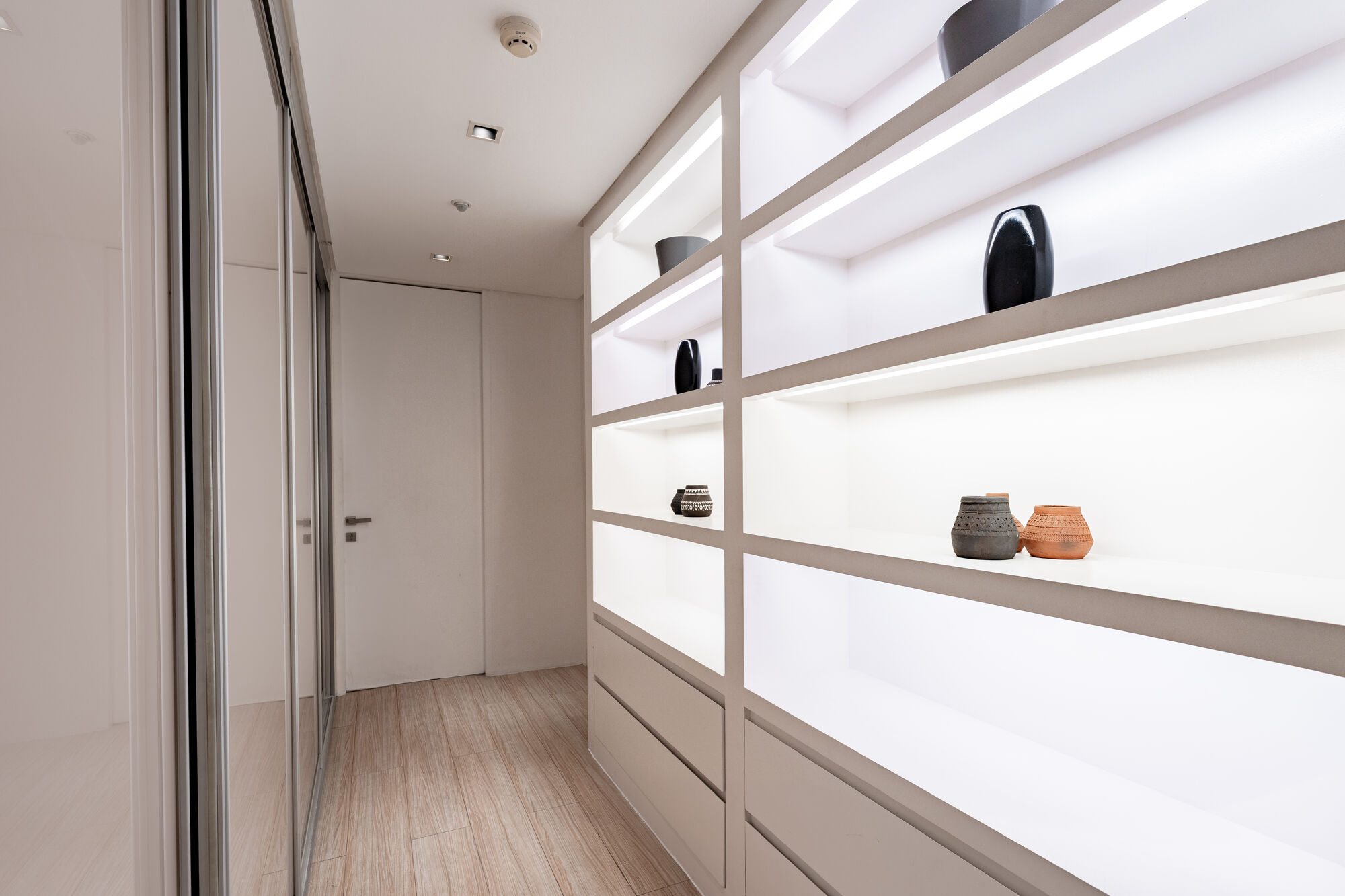 Deluxe 2-Bedroom (16)